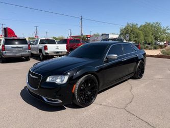 2019 Chrysler 300