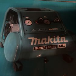 Makita 2 Gallon Compressor MAC210Q. New