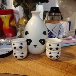 Panda Sake Set 
