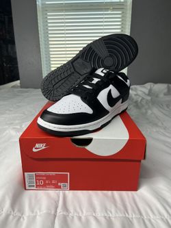 Nike Dunk Low “Panda” Size 10M