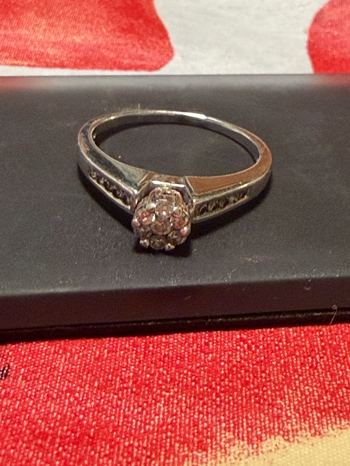 10k white gold ring