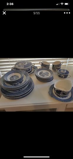 20 piece Antique Courier and Ives Dish Set