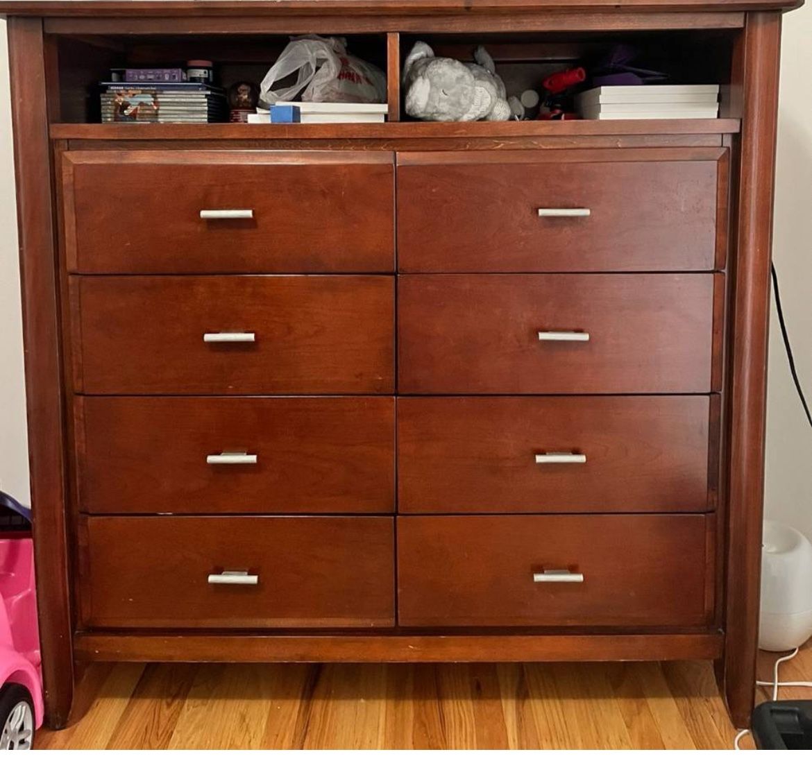 Wood Dresser
