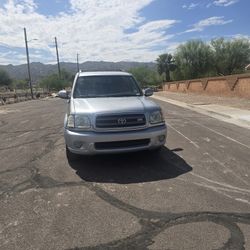 2004 Toyota Sequoia