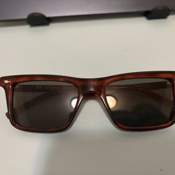 Le Specs Broski sunglasses in brown tortoise color.
