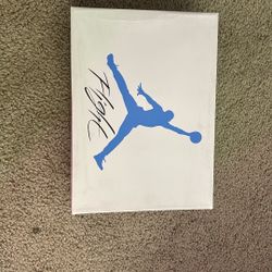 Air Jordan 4 University Blue