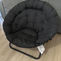 Black Folding Saucer Chair