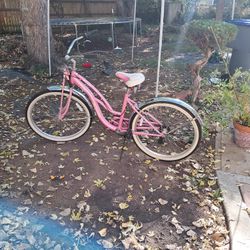 For Sale   Schwinn  26 In  Old School CLASSIC Bike