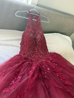 Quinceañera dress (burgundy)