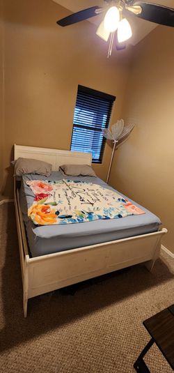 Queen bed