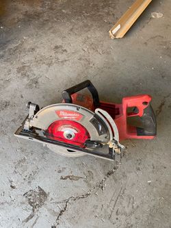 Milwaukee skill saw