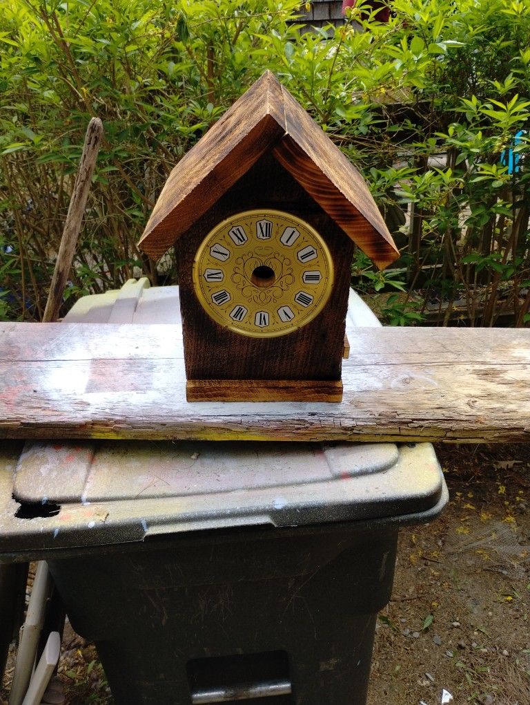 Clock Birdhouse