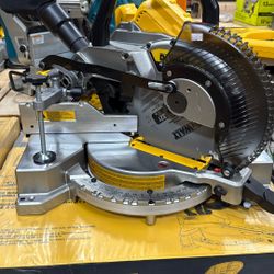 Dewalt 20v 10inch Chop Saw 