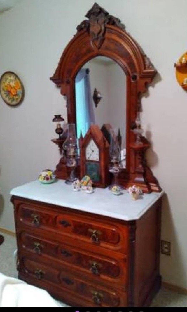 Gorgeous Antique (Victorian?) Carved Marble top, mirrored Dresser / Chest of Drawers 