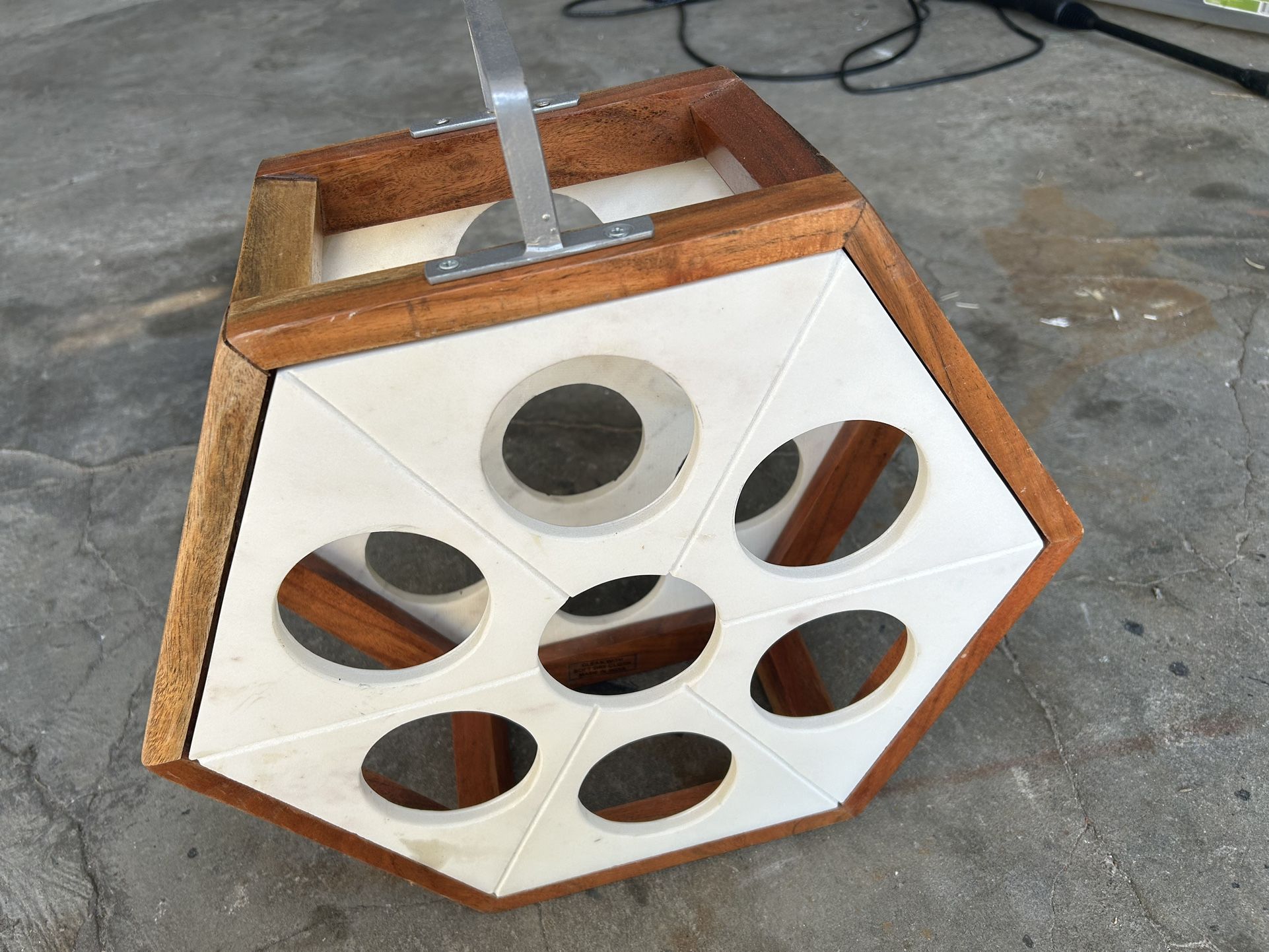 7 Bottle Marble Wine Rack 17x17 inch