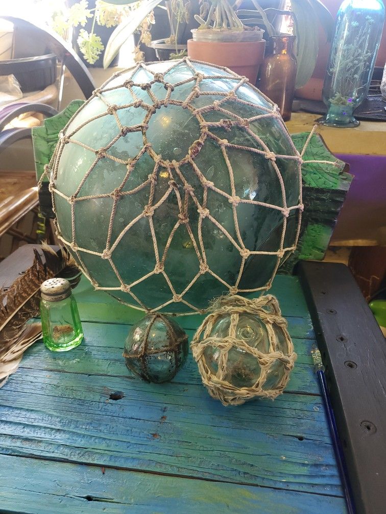 Large Vintage Japanese Handmade Fishing Float