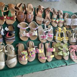 30 Pairs Of Girl Sz 8 Shoe Lot