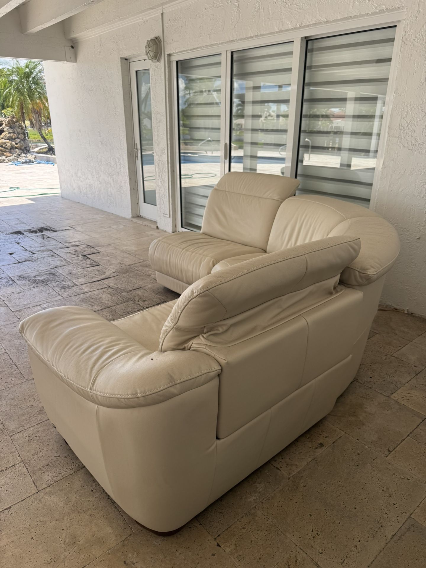 3 Piece Electric Reclining Couch