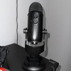 BLUE YETI MIC
