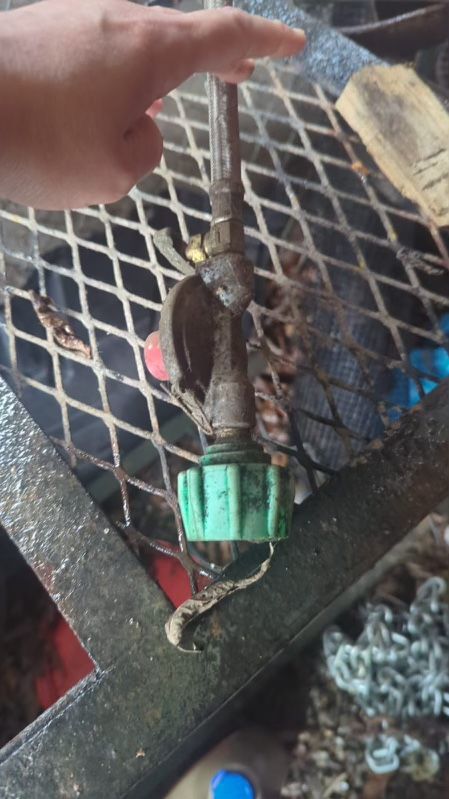 I’m selling a stove work on gas