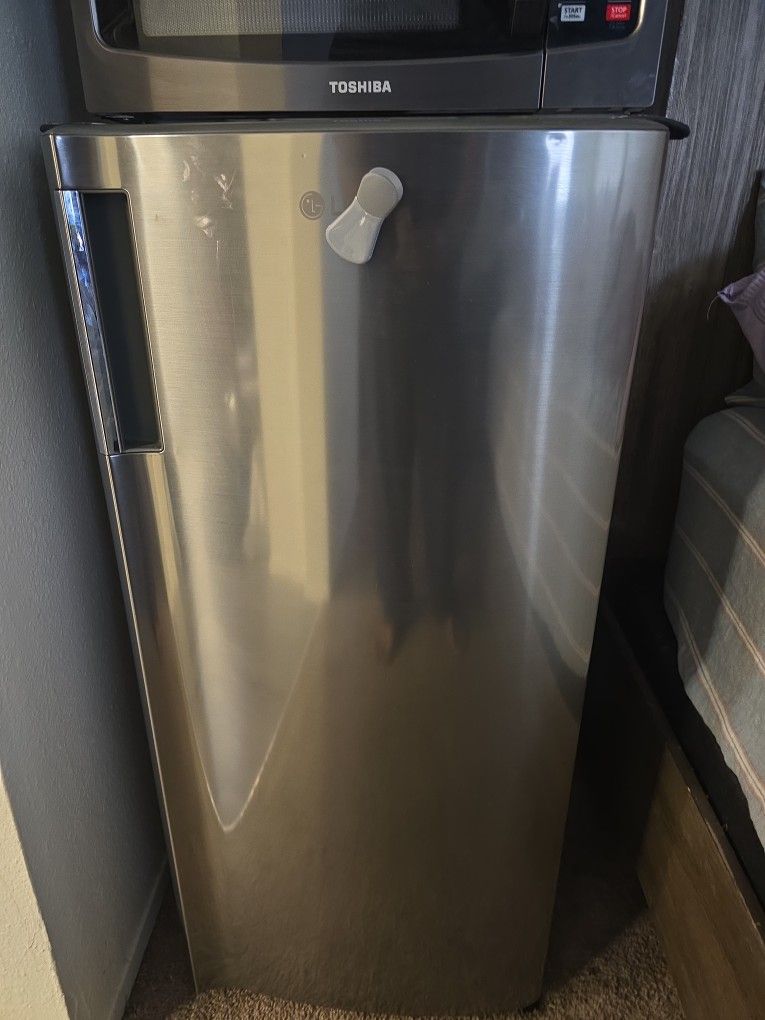 Lg Mini Fridge