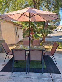 Patio Set Table And 6 Chairs With Umbrella