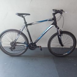 BICYCLE GIANT 21 SPEED SIZE 26 BRAND NEW 
