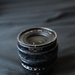Fuji 23mm 1.4 r