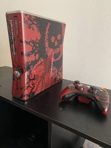 Gears Of War Xbox 360 Slim 250GB