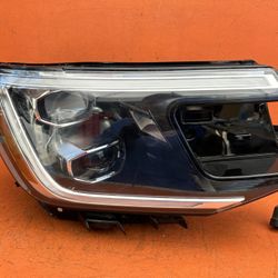 2024 2025 Volkswagen Atlas Cross Sport Right Passenger Side LED Headlight OEM