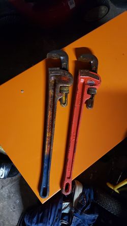 24" Vintage Rigid pipe wrench's