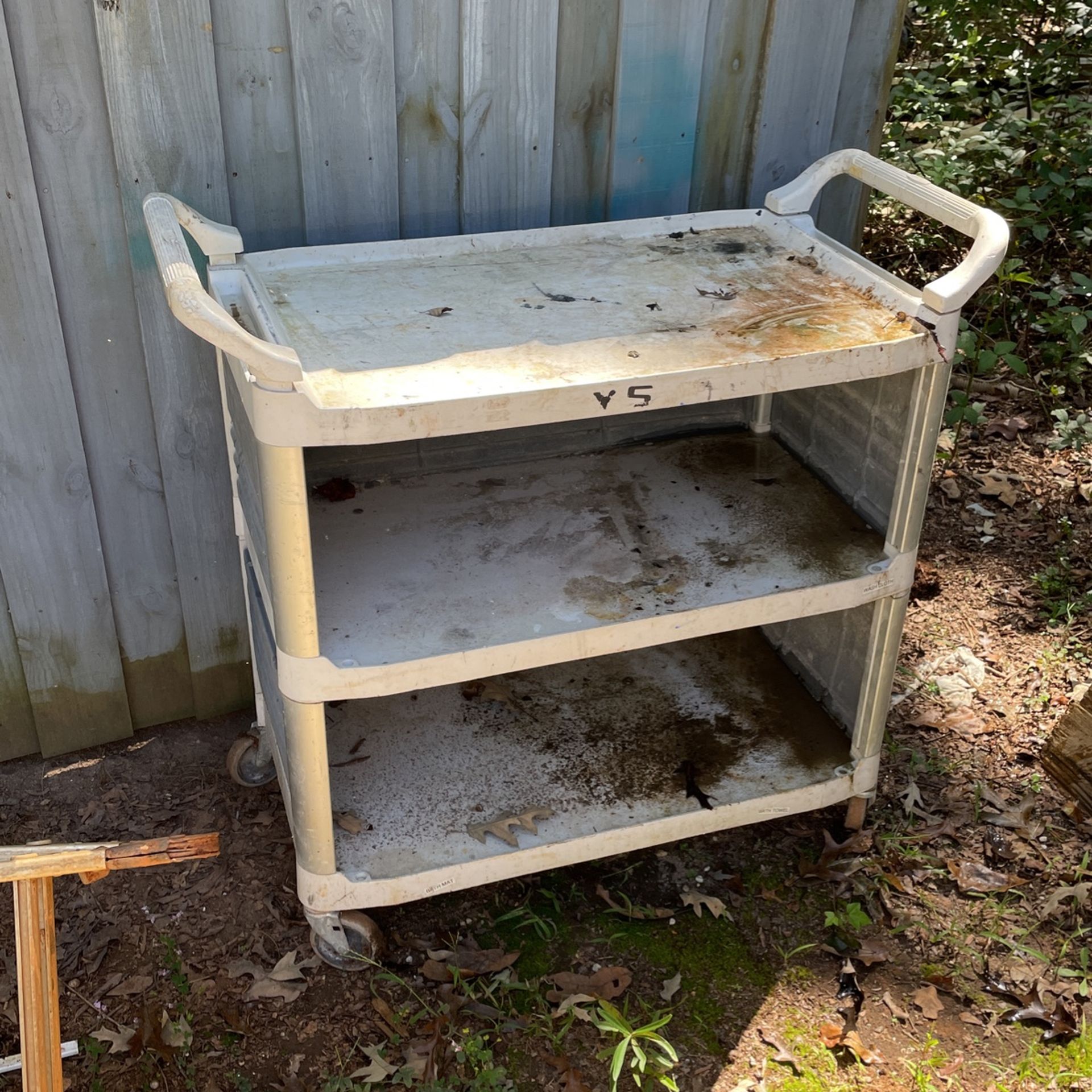 Plastic cart with wheels