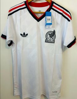 SELECCION MEXICANA SOCCER JERSEY MEXICO $50. CASH PLEASE!!
