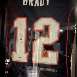 Tom Brady Signed Jersey Patriots