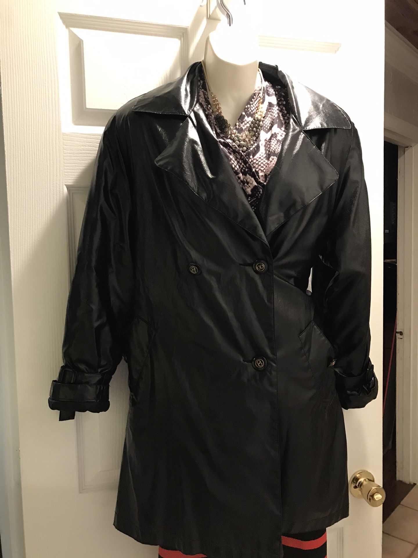 Coat Black Small