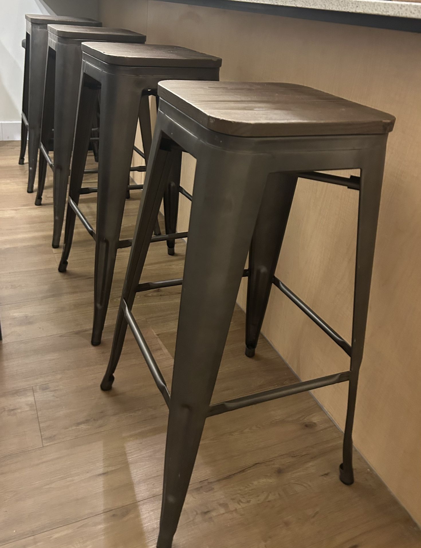 Four Kitchen/bar Stools, $20 If You Can Pick Up Tonight!