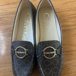 NEW Calvin Klein Monogram Brown Loafers size 7