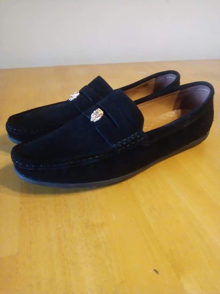 Mens size 11.5 Black loafers brand new in box (China made no name brand) Yes avalible now!
