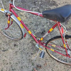 Vintage 10 Speed Bikes 