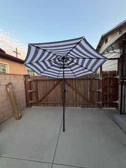 Outdoor Patio Umbrella Gray White Striped