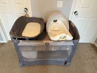 Graco Pack N Play Played Cuddle Cove 