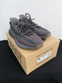 YEEZY BOOST 350 V2 "Cinder"