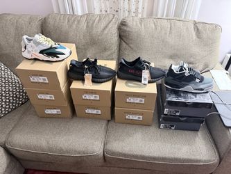 Yeezy size 10,11,12