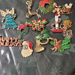 Chrismas   Brooch  Bando