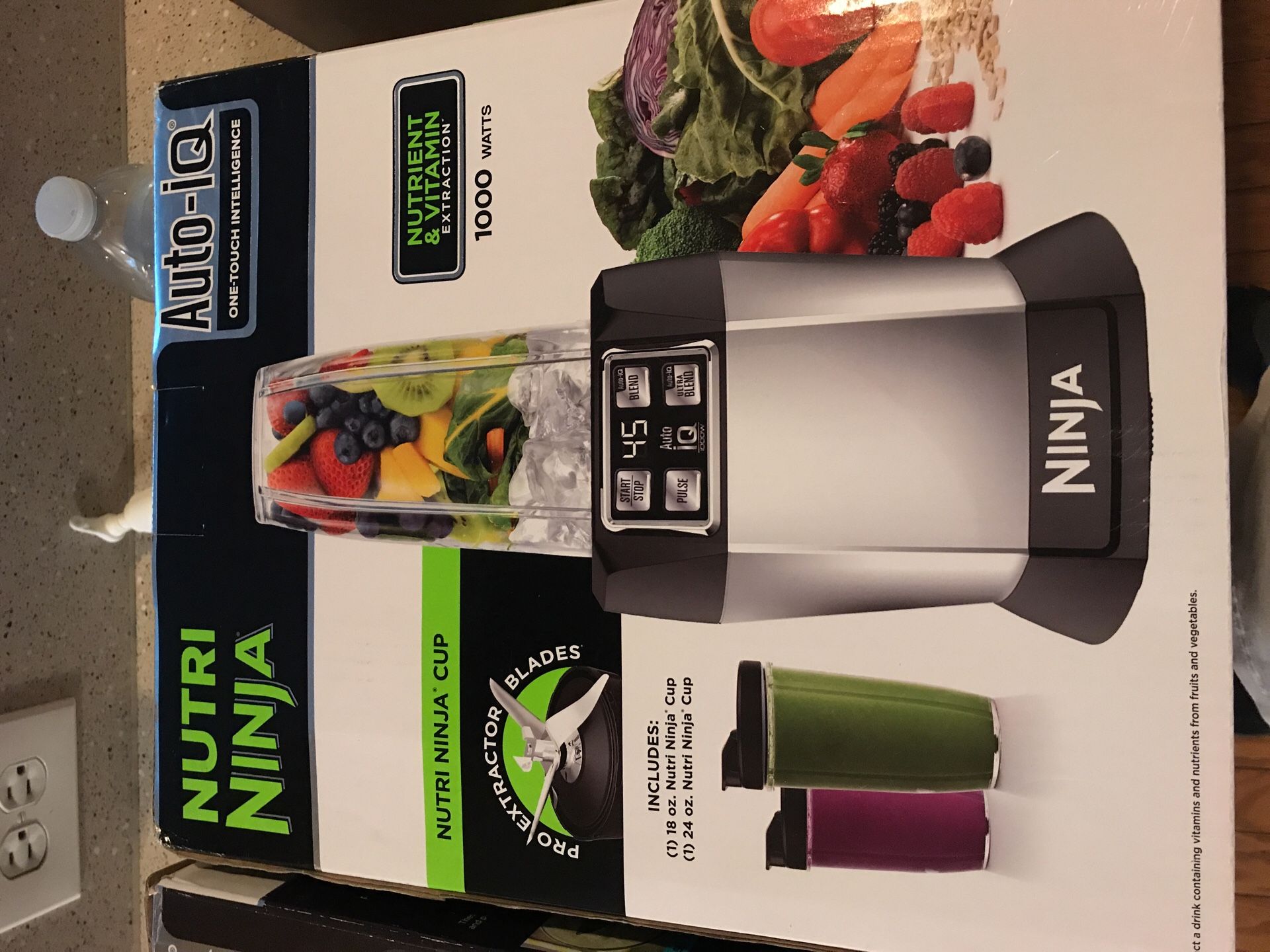Brand new touchscreen blender with the ninja nutrition vitamin blender both brand new in the box