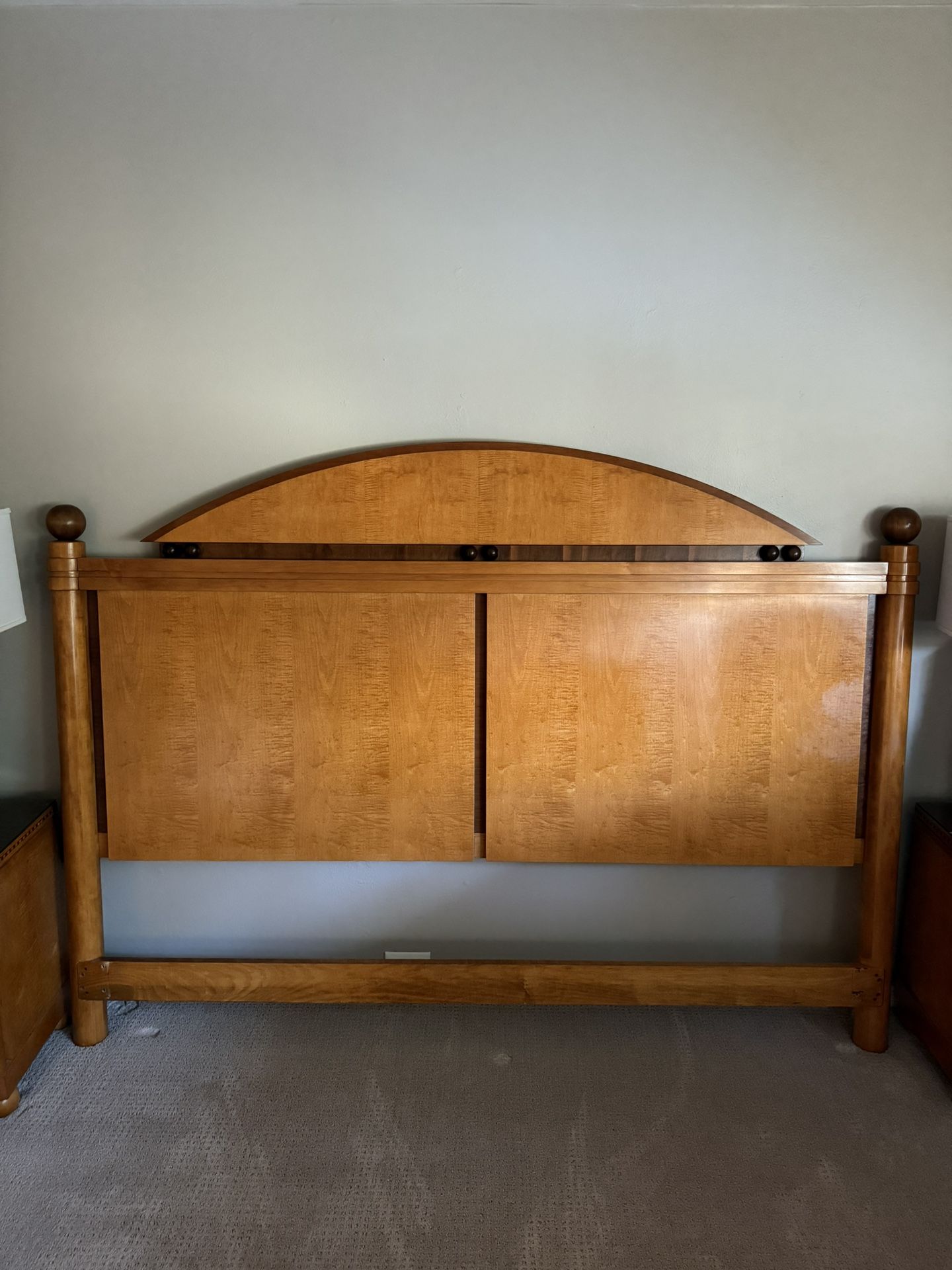 5 Piece Hickory White Genesis Collection Bedroom Set