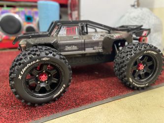 Arrma 8s Outcast
