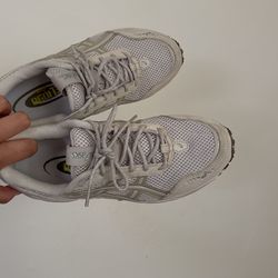 Smoke Color ASICS Gel Women’s 7.5