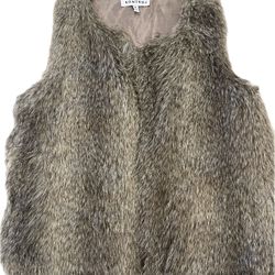Light Brown Faux Fur Sleeveless Gilet  (size 4-6) M 