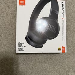 Brand New JBL Live 670NC - Wireless Headphones 